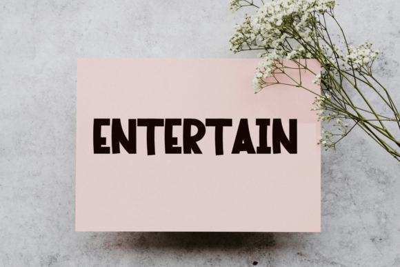 Entertain: A Refined Display Font for Scroll-Stopping Brand Content